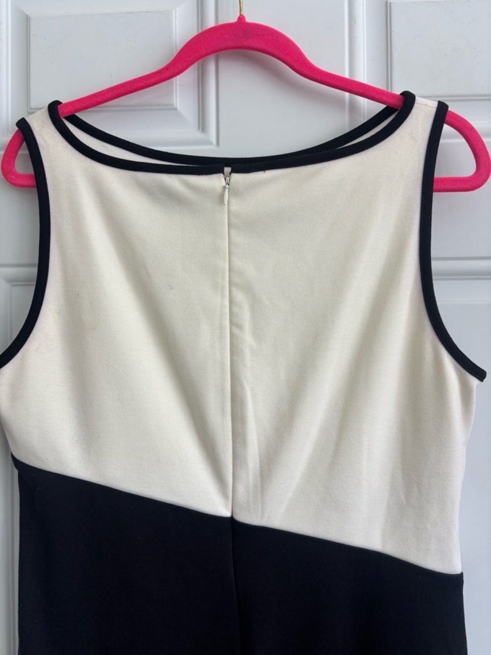 ❤️2/$15 or 3/$21❤️NWT Chaps Black and Cream Sleeveless Dress, Size 16 - Picture 6 of 9
